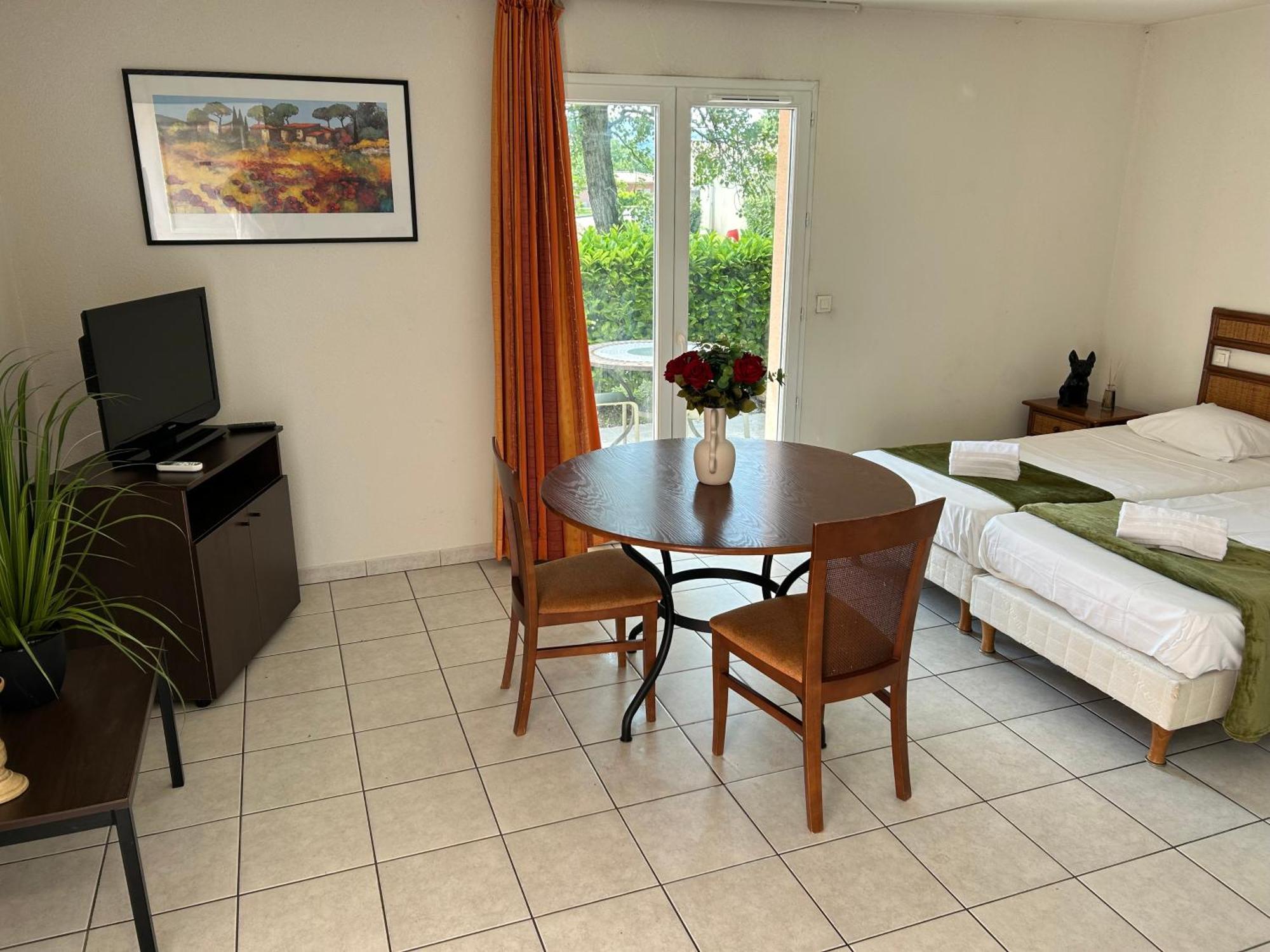 Resort Domaine D'agrippa Valence Chateauneuf-sur-Isere